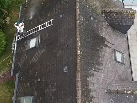 nettoyage de toiture à Inzinzac-Lochrist - image 3